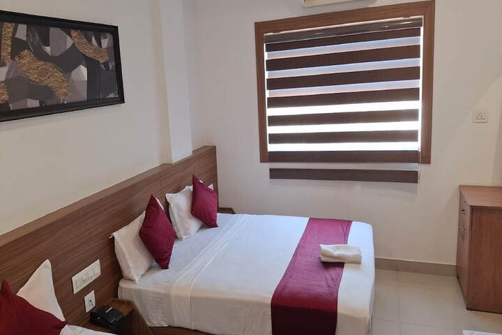 Room 18 of 26