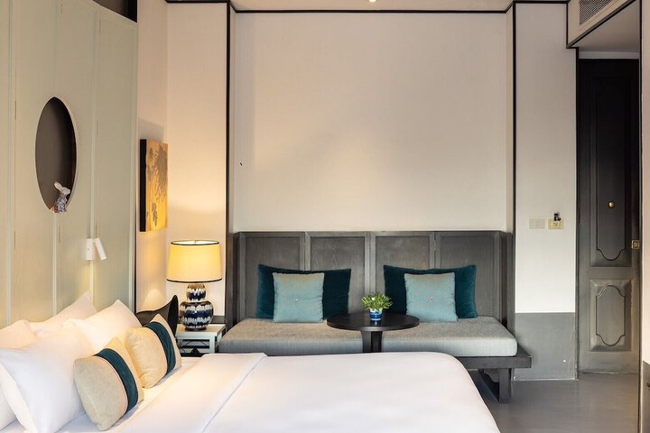 Room 15 of 40