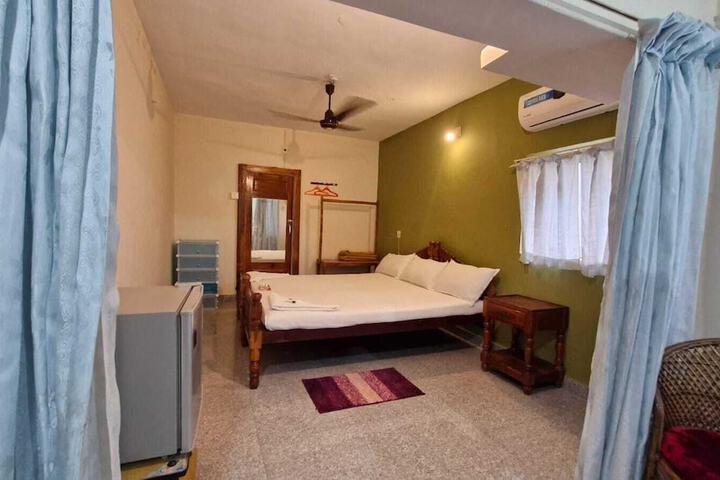 Akshay beach resort