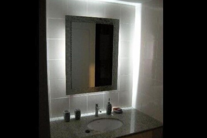 Room 14 of 28