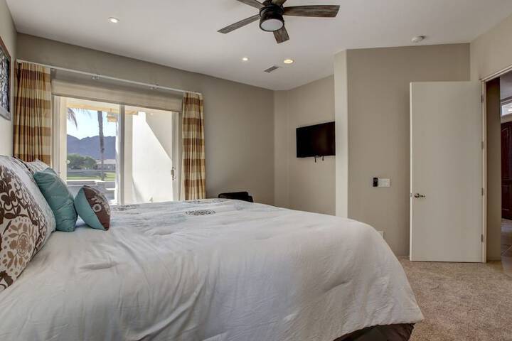Room 4 of 38