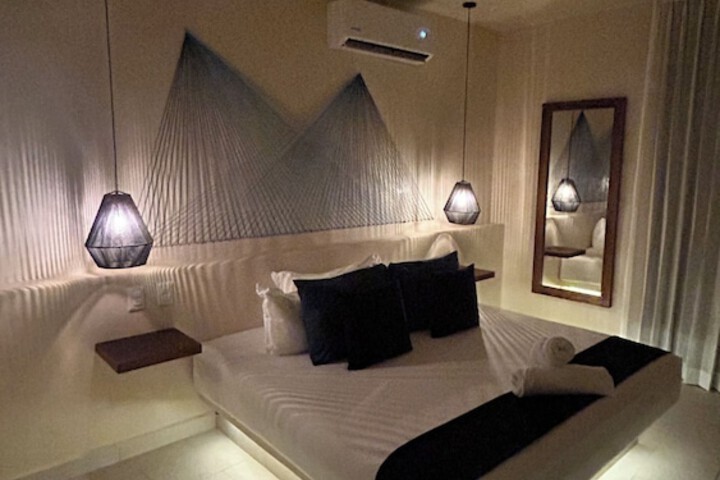 Room 144 of 321