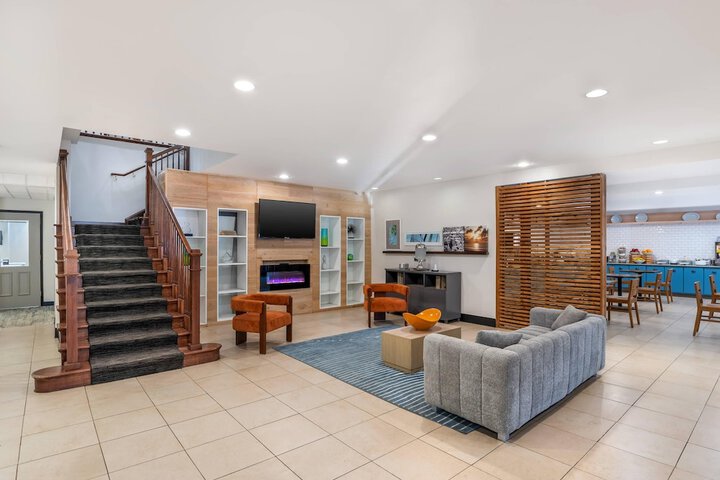 Hotel Lobby