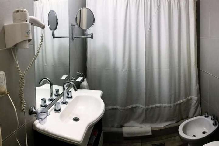 Room 20 of 34