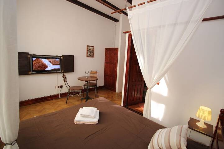 Room 29 of 42