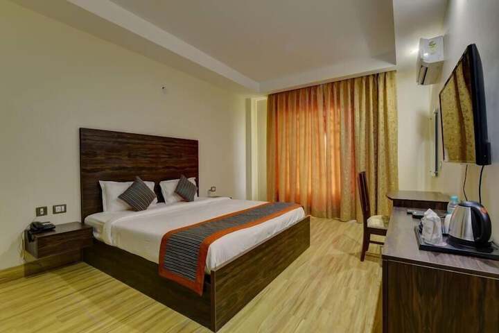 Room 4 of 21