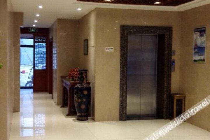 Hotel Interior 17 of 30