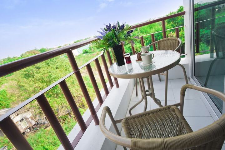 Terrace/Patio 27 of 48