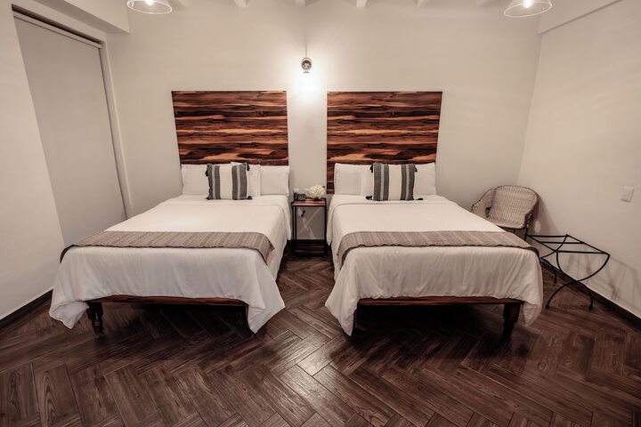 Room 28 of 73