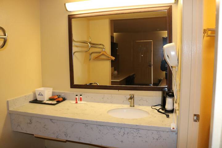 1 King Bed Mobility Accessible (8 of 20)