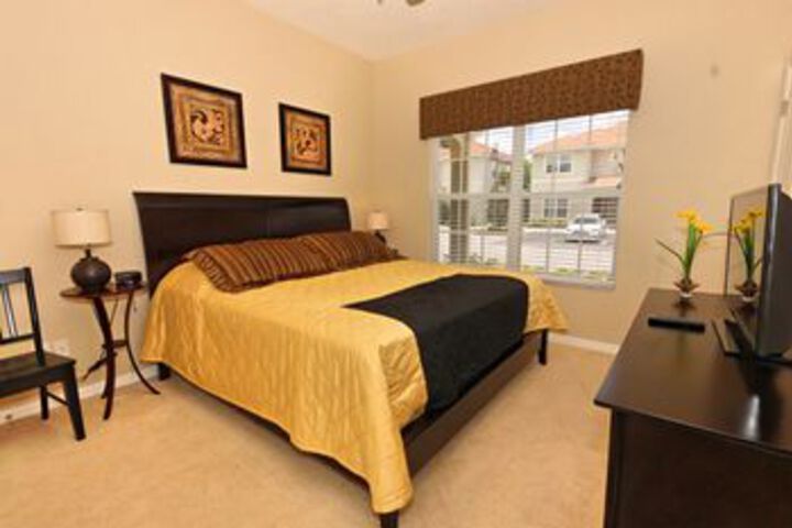 Room 9 of 19
