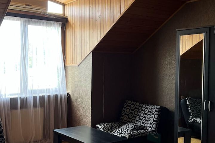Room 23 of 50