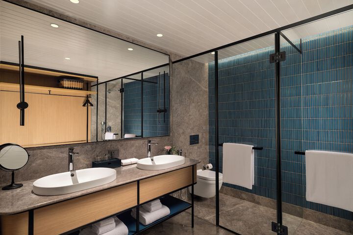 Clean Restrooms