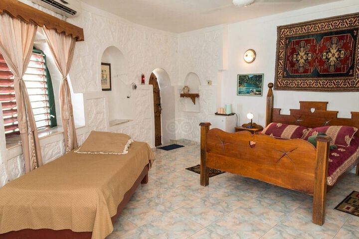 Room 4 of 45