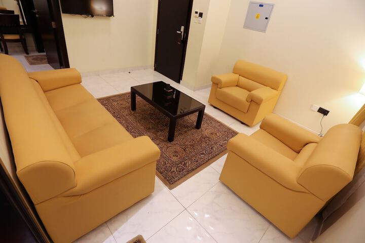 Room 14 of 36