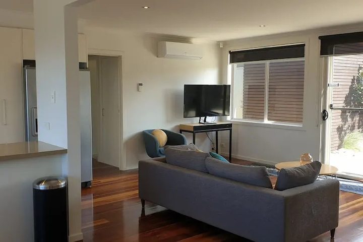 Room 3 of 16