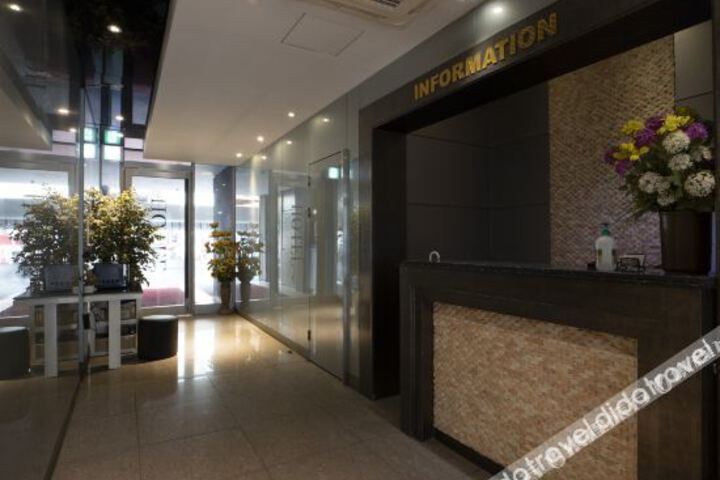 Hotel Interior 4 of 17