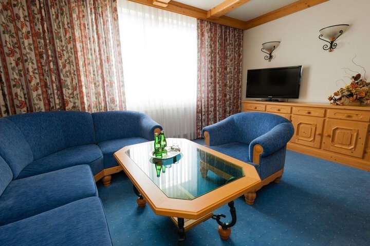 Room 55 of 180