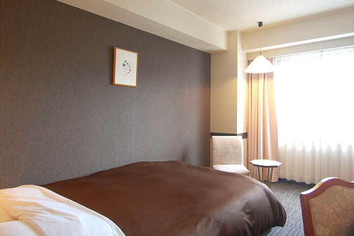 Room 17 of 51