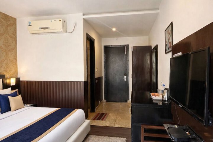 Room 40 of 75