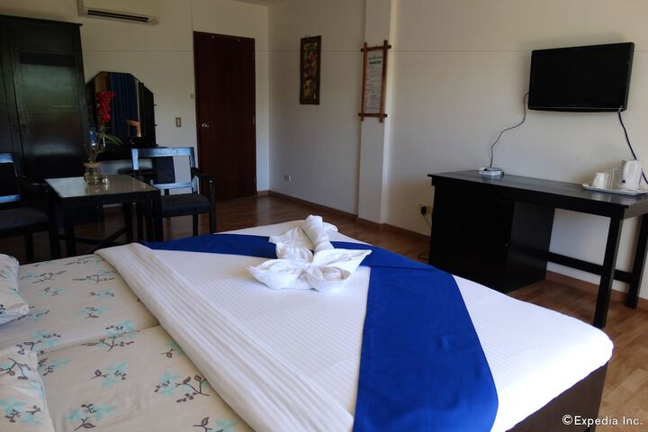 Room 9 of 43