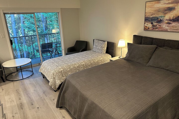 Room 3 of 48