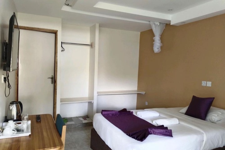 Room 14 of 52