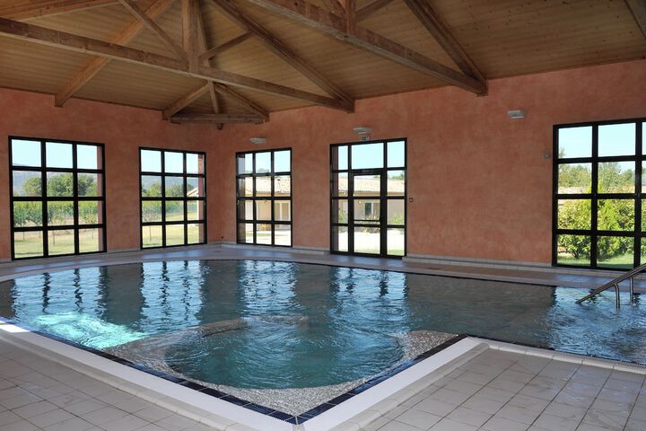 Pool 22 of 32