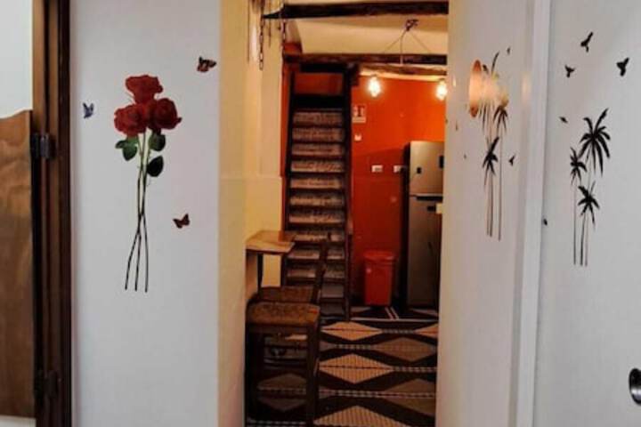 Room 22 of 28