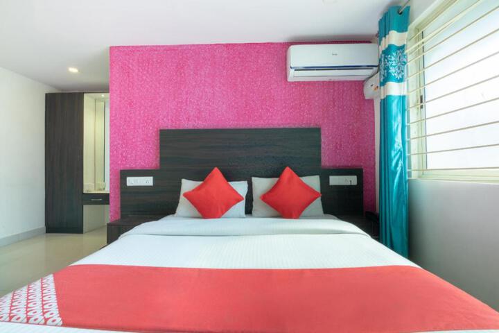 Hotel O by OYO Mathrushree Residency