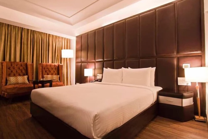 Room 21 of 43