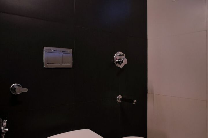 Room 50 of 70