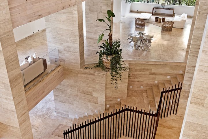 Hotel Interior 2 of 109