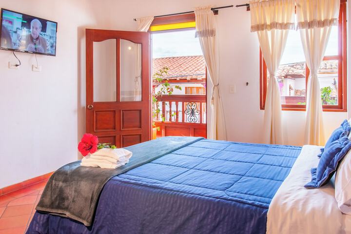 Room 3 of 28