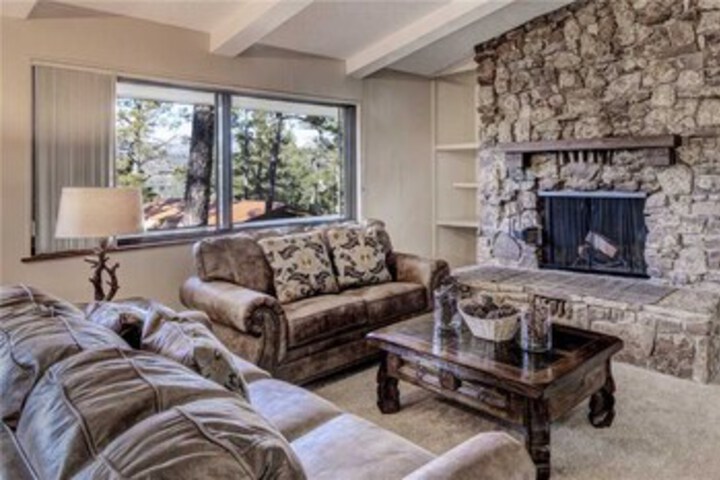 Soul of the Mountain 4 Bedroom, Fireplace, Wifi, Fire Pit, Grill, Sleep 10 in Ruidoso, NM