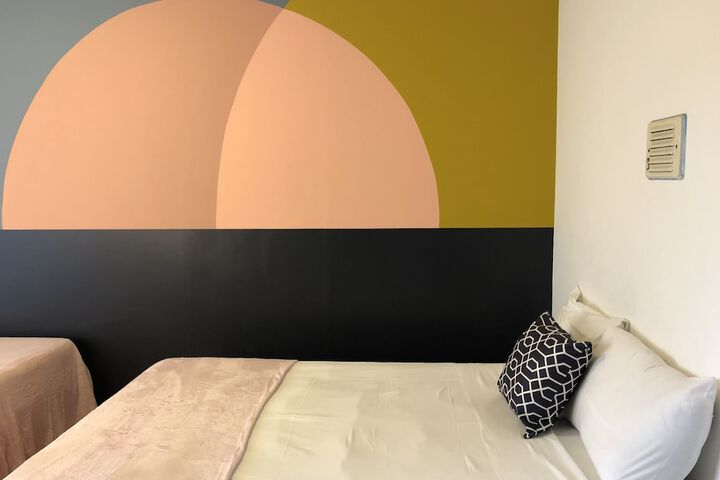Room 10 of 36