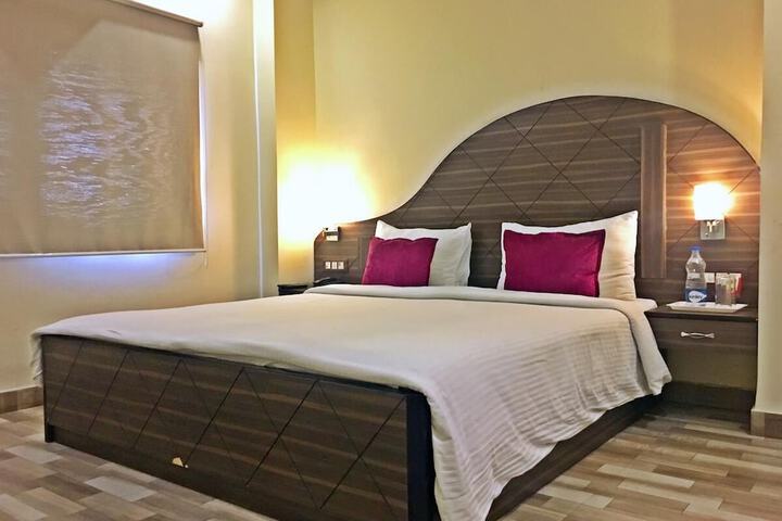 Room 8 of 39