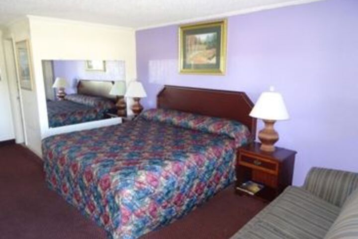 Room 3 of 11
