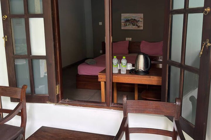 Room 7 of 34