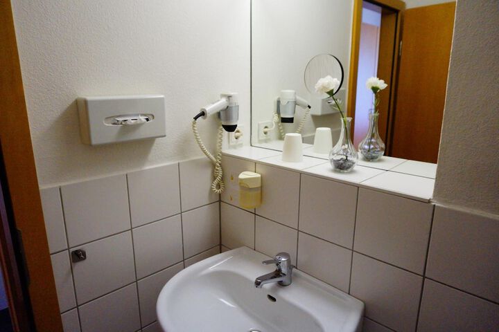 Room 19 of 59