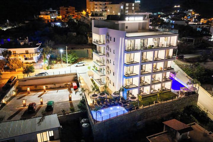 Hotel 95 of 112