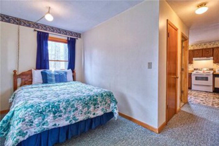 Room 27 of 31