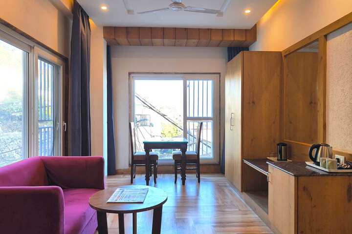 Room 14 of 35