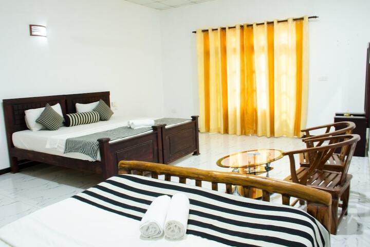 Room 5 of 62