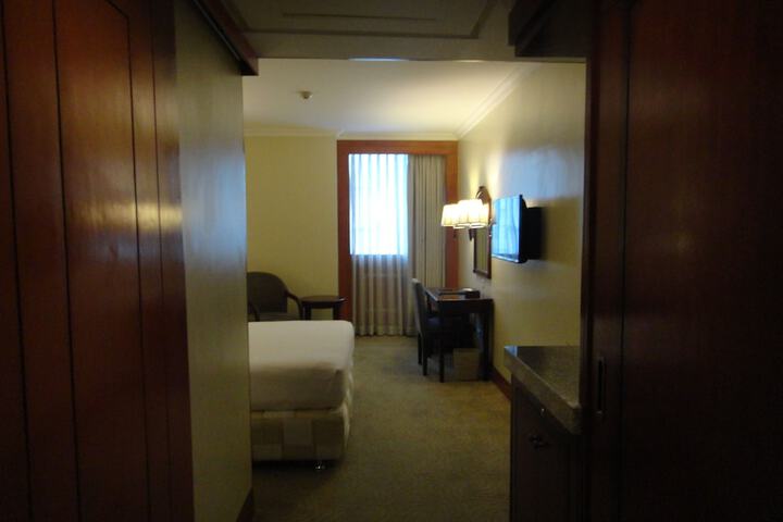 Room 22 of 77