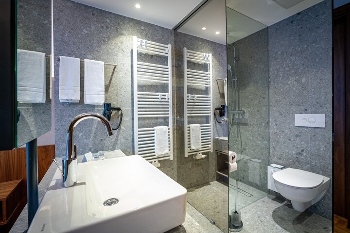 Bath Photo