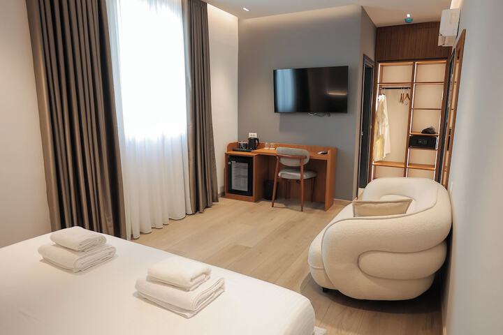 Room 89 of 198