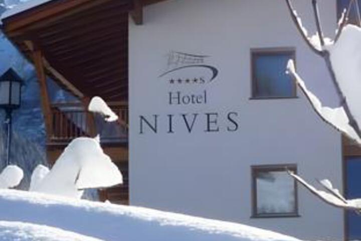 Boutique Hotel Nives - Luxury & Design in the Dolomites