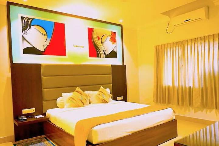 Room 34 of 130