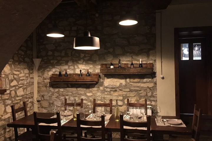 Dining 15 of 20